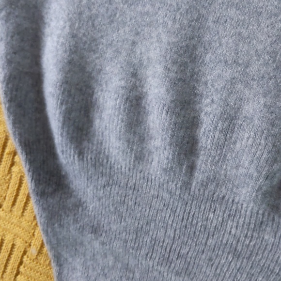 Grey Cashmere & silk dolman sweater - Picture 13 of 13
